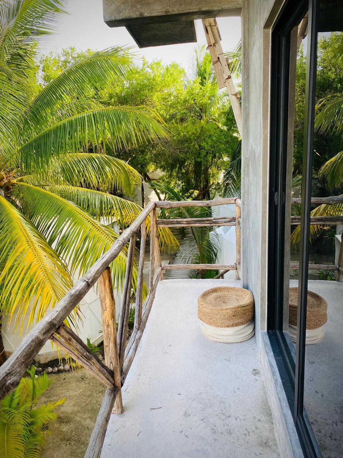 Frequency Hotell Holbox  Eksteriør bilde